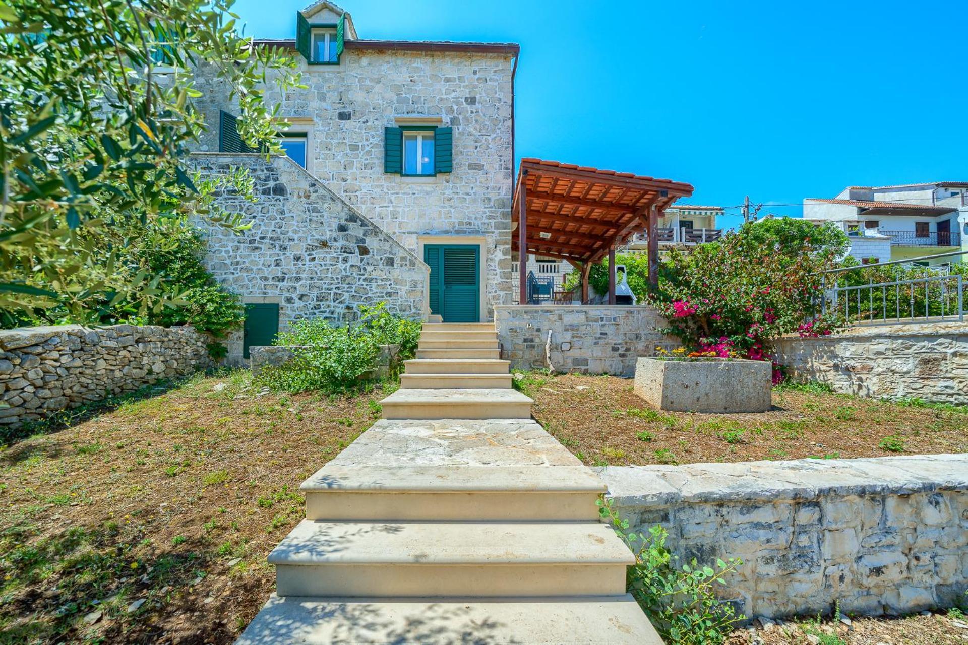 Villa Bonaca Perfect Location For A Holiday With Friends Or Family, Heated Pool سومارتين المظهر الخارجي الصورة