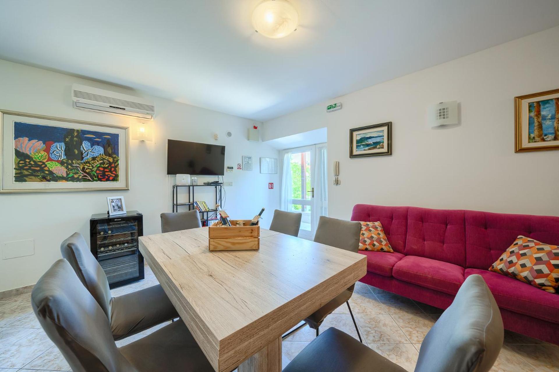 Villa Bonaca Perfect Location For A Holiday With Friends Or Family, Heated Pool سومارتين المظهر الخارجي الصورة