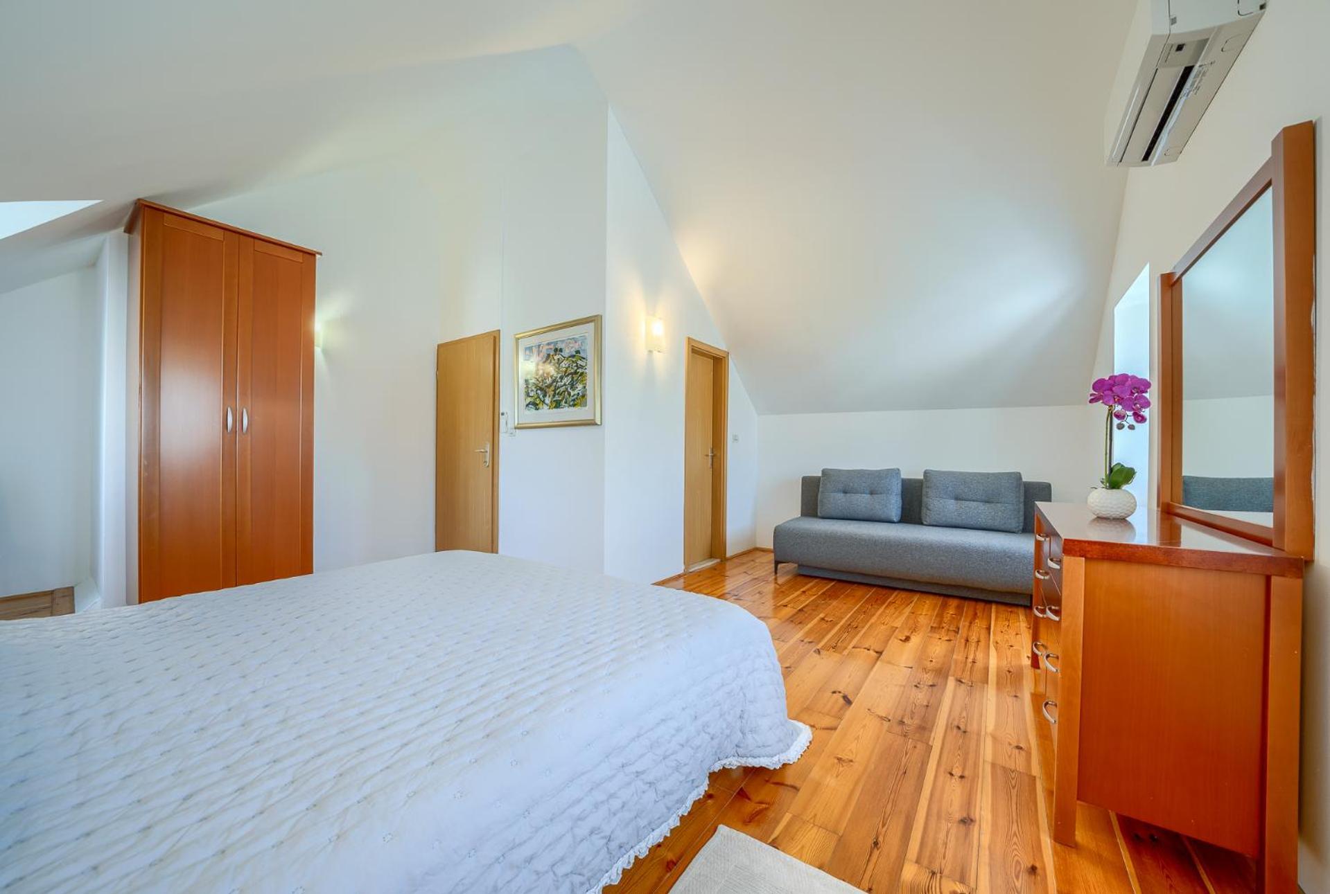 Villa Bonaca Perfect Location For A Holiday With Friends Or Family, Heated Pool سومارتين المظهر الخارجي الصورة
