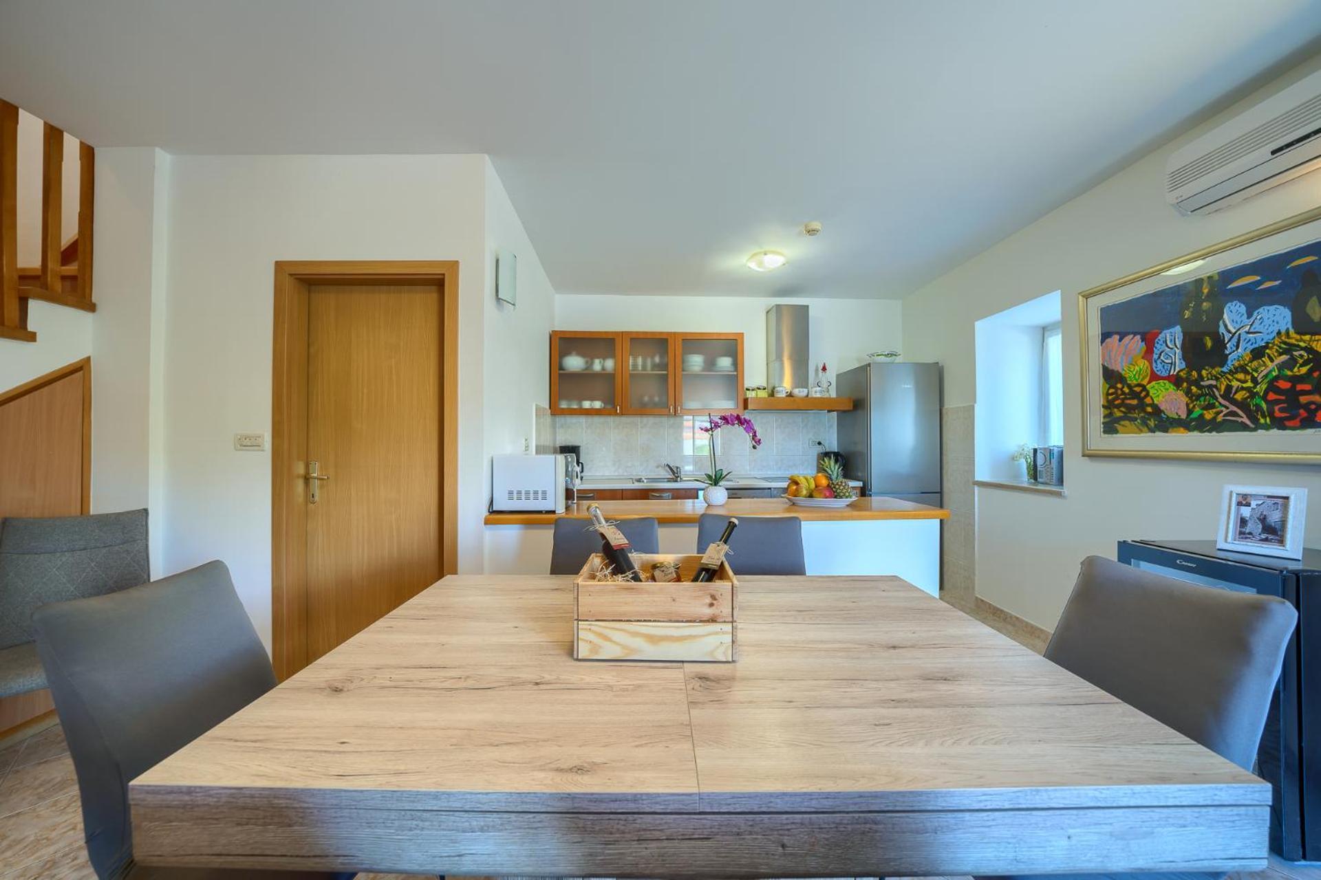 Villa Bonaca Perfect Location For A Holiday With Friends Or Family, Heated Pool سومارتين المظهر الخارجي الصورة